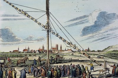 PLANETARIUM / Program na kwiecień